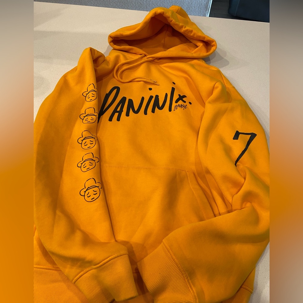 Divided sweatshirt